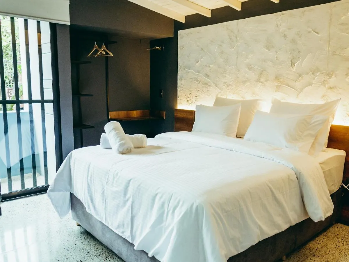 I Believe- All Suite Manila-Poblado Medellín